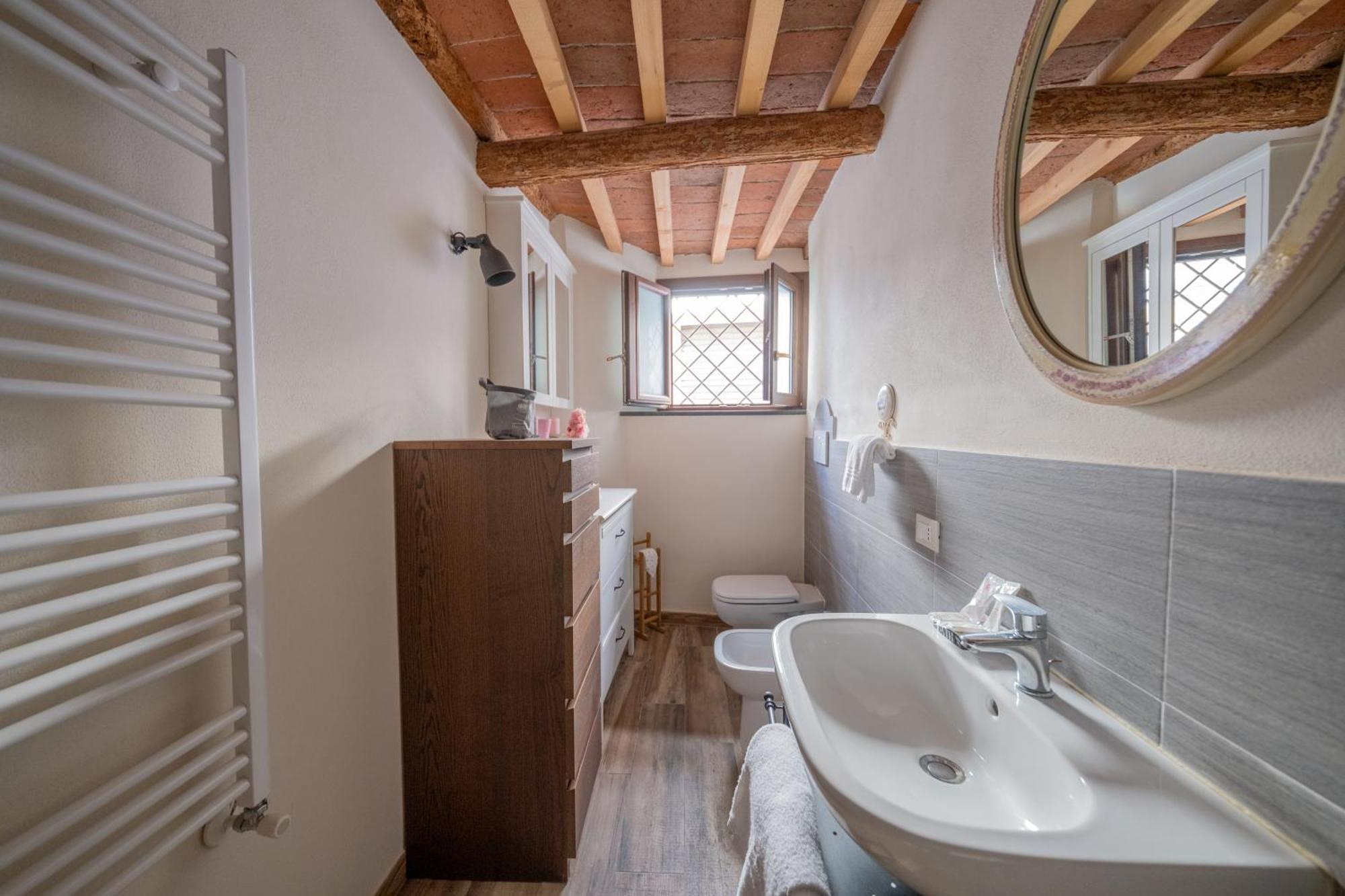 Il Leoncino Hotel Palaia Luaran gambar